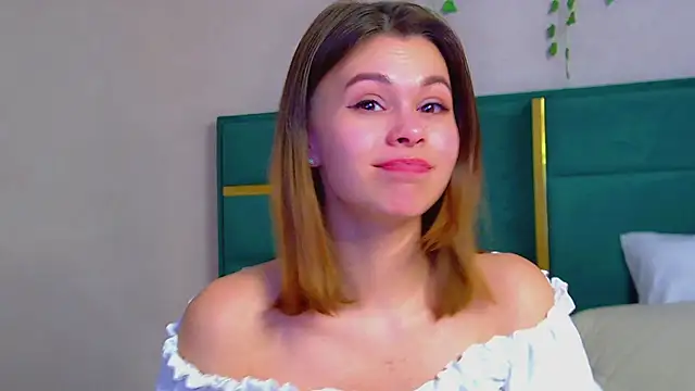 PollyLanders online show from March 2025 12:31:01 AM