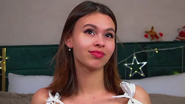 PollyLanders online show from December 2025 06:57:01 PM