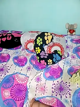 Snapshot of ELISA_90 chatting on March 2025 02:01:02 AM ELISA 90 online show from March 2025 02:01:02 AM