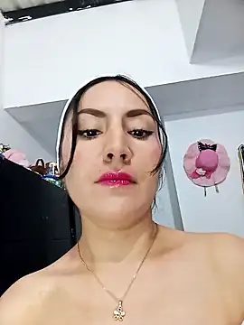 Snapshot of ELISA_90 chatting on September 2025 09:35:01 PM ELISA 90 online show from September 2025 09:35:01 PM