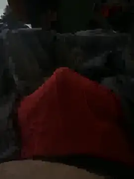 jrizz215 online show from November 2025 02:00:02 PM