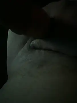 jrizz215 online show from February 2026 12:36:01 PM