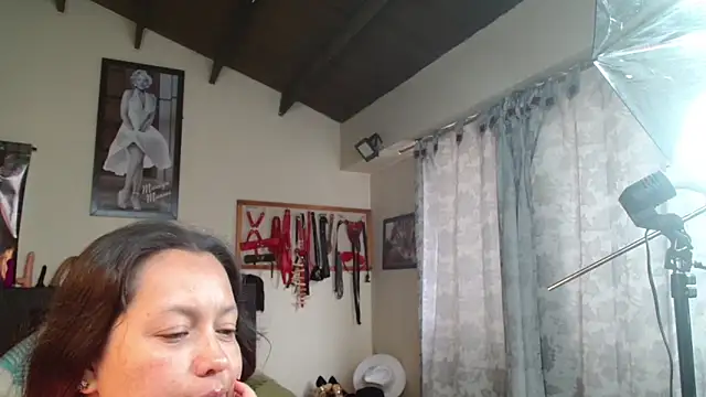 Marilynselxoveanalhard online show from June 2026 01:12:01 PM