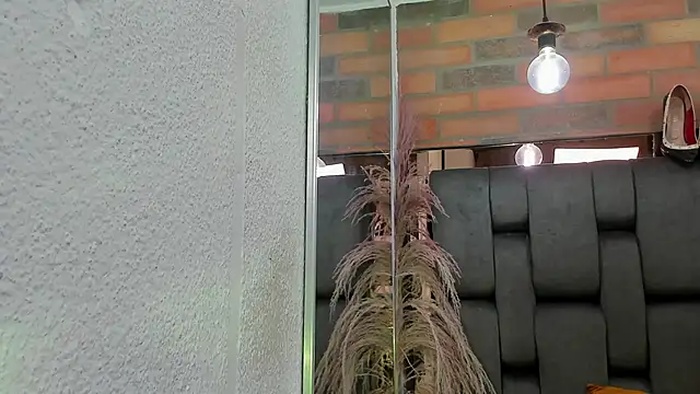 JESSYCORTES online show from November 2025 02:10:01 PM