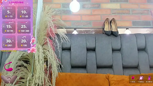 JESSYCORTES online show from March 2026 02:05:02 AM