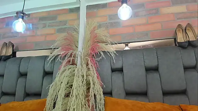 JESSYCORTES online show from March 2026 02:27:02 AM