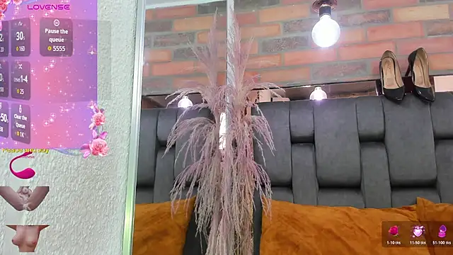 JESSYCORTES online show from February 2026 08:37:01 PM