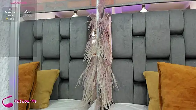 JESSYCORTES online show from November 2025 03:28:02 PM