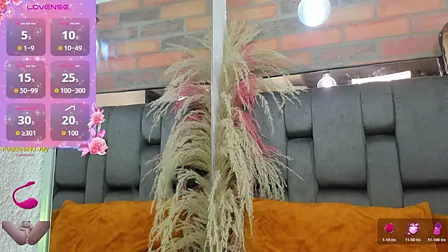 JESSYCORTES online show from March 2026 02:39:02 AM