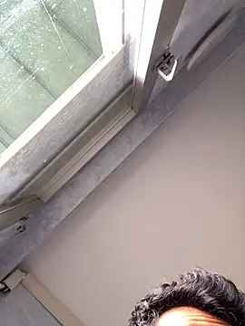 Lucascacaca online show from April 2026 10:06:01 AM