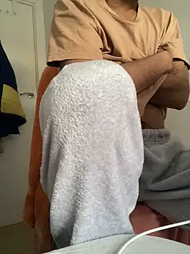 Lucascacaca online show from February 2026 03:45:01 PM