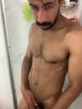 Lucascacaca online show from April 2026 10:00:02 AM