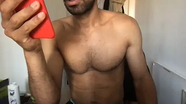 Snapshot of Lucascacaca chatting on May 2026 09:28:02 AM Lucascacaca online show from May 2026 09:28:02 AM