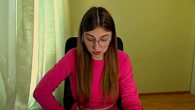 Snapshot of Luna_Lush_ chatting on June 2026 10:31:01 AM Luna Lush online show from June 2026 10:31:01 AM