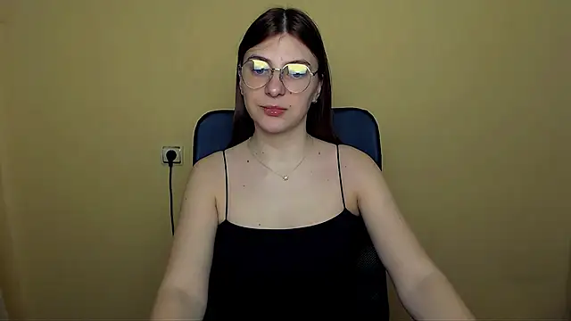 Luna Lush  online show from March 2026 08:40:01 AM