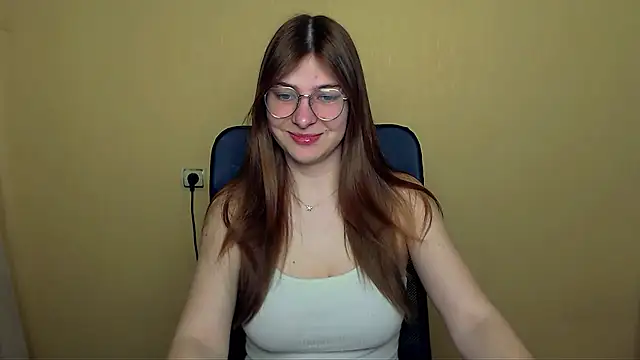 Luna Lush  online show from April 2026 07:35:02 AM