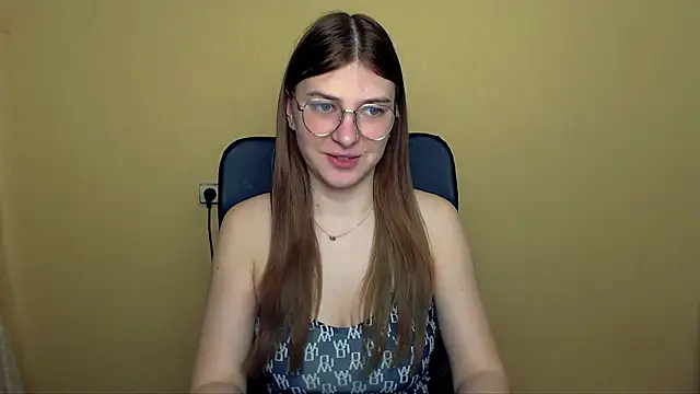 Luna Lush  online show from April 2026 08:16:01 AM