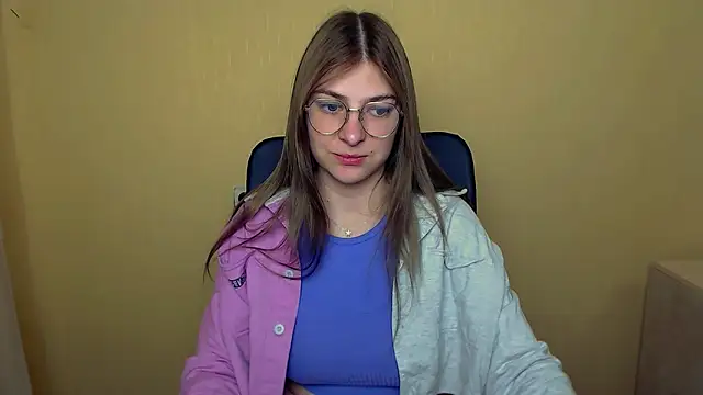 Luna Lush  online show from October 2025 09:10:01 AM