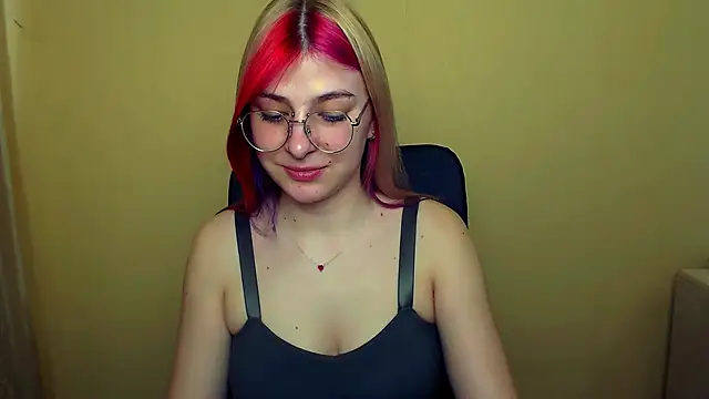 Luna Lush  online show from February 2025 11:03:01 AM