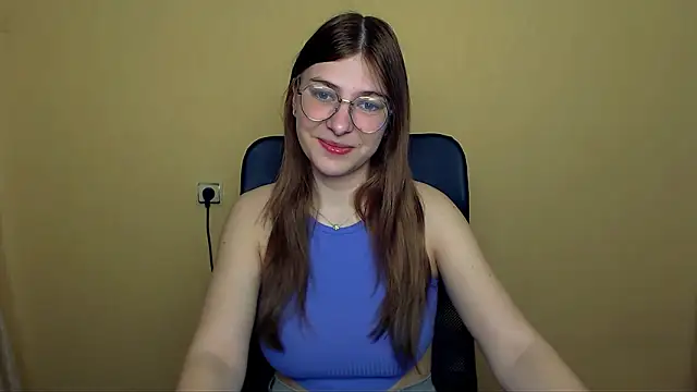 Luna Lush  online show from April 2026 08:32:01 AM