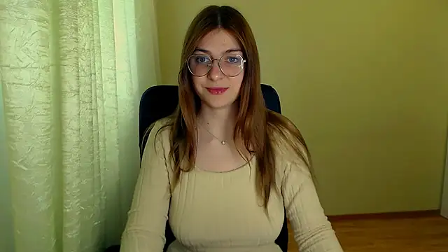 Snapshot of Luna_Lush_ chatting on June 2026 09:10:02 AM Luna Lush online show from June 2026 09:10:02 AM