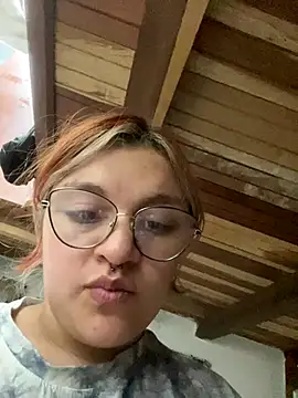 Snapshot of SophiaWeestt99 chatting on November 2025 03:05:02 AM SophiaWeestt99 online show from November 2025 03:05:02 AM