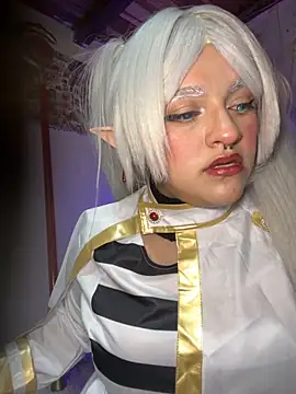 Snapshot of SophiaWeestt99 chatting on October 2025 04:24:01 AM SophiaWeestt99 online show from October 2025 04:24:01 AM