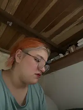 Snapshot of SophiaWeestt99 chatting on November 2025 03:20:01 AM SophiaWeestt99 online show from November 2025 03:20:01 AM