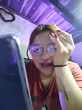 Snapshot of SophiaWeestt99 chatting on March 2025 02:12:02 AM SophiaWeestt99 online show from March 2025 02:12:02 AM