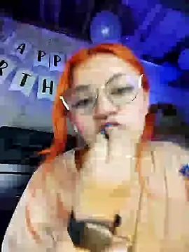 Snapshot of SophiaWeestt99 chatting on March 2025 09:01:02 AM SophiaWeestt99 online show from March 2025 09:01:02 AM