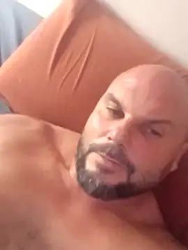 Javierchico online show from July 2026 04:17:01 PM