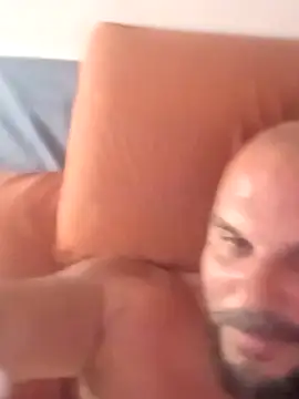 Javierchico online show from July 2026 05:32:02 PM