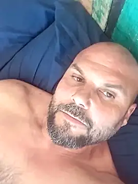 Javierchico online show from May 2026 11:39:01 AM