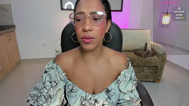 Snapshot of Shantaall_ chatting on June 2026 10:46:02 AM Shantaall online show from June 2026 10:46:02 AM