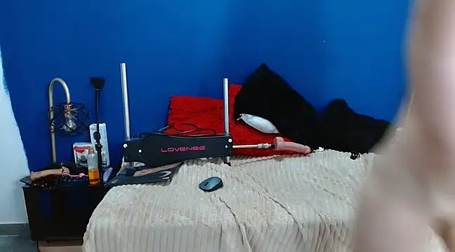 Aynle-toms online show from March 2025 03:35:02 AM