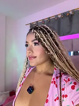 cassyskyle online show from April 2026 12:44:02 AM