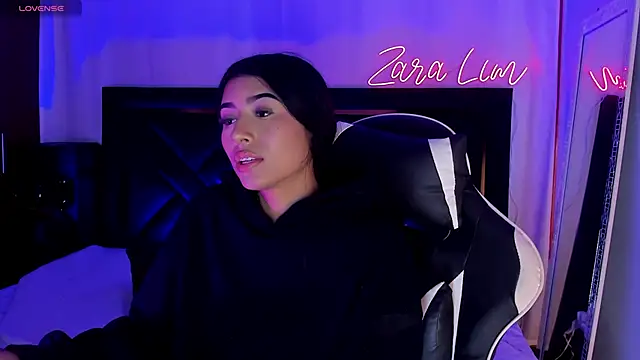 ZaraLim online show from November 2025 02:16:01 AM