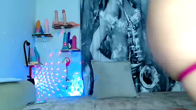 Bitter  online show from October 2025 03:08:01 PM