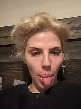 SirenitySirenxx online show from February 2026 06:00:02 AM