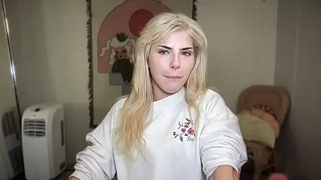 SirenitySirenxx online show from March 2025 11:22:01 PM