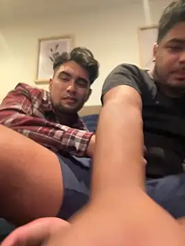 Snapshot of thiagowes chatting on October 2025 04:46:01 AM thiagowes online show from October 2025 04:46:01 AM