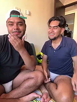 Snapshot of thiagowes chatting on November 2025 03:00:02 PM thiagowes online show from November 2025 03:00:02 PM