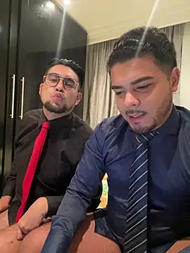 Snapshot of thiagowes chatting on November 2025 02:23:02 AM thiagowes online show from November 2025 02:23:02 AM