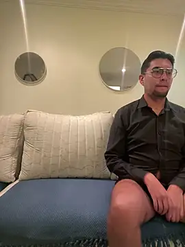 thiagowes online show from February 2026 02:45:01 AM