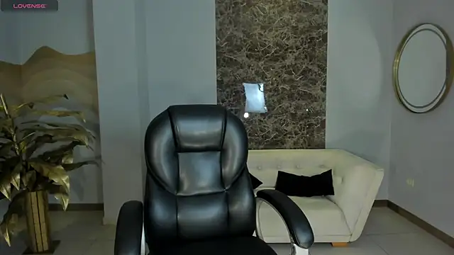 RebeccaHudson online show from April 2026 06:36:01 PM