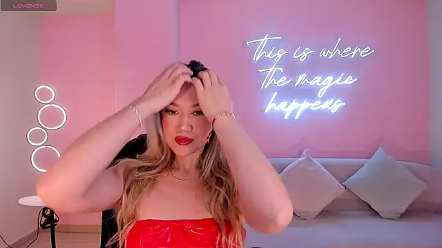 RebeccaHudson online show from March 2026 07:54:01 PM