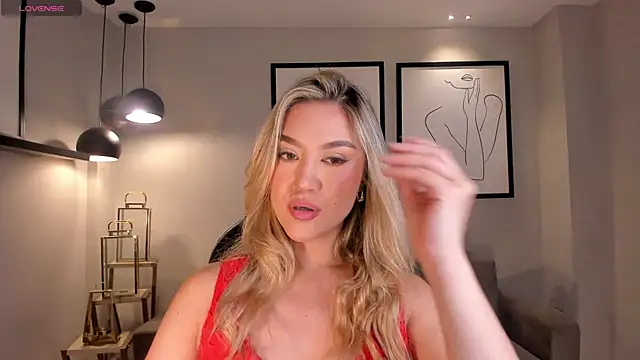 RebeccaHudson online show from December 2025 08:03:01 PM