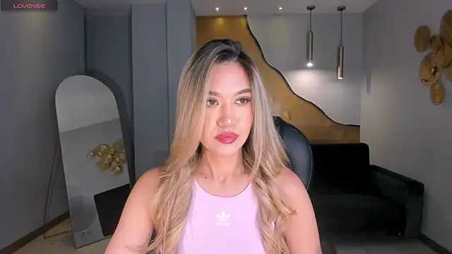 RebeccaHudson online show from March 2026 07:24:02 PM