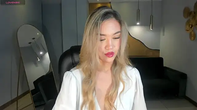 RebeccaHudson online show from March 2026 07:12:02 PM