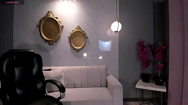 RebeccaHudson online show from February 2026 07:49:02 PM